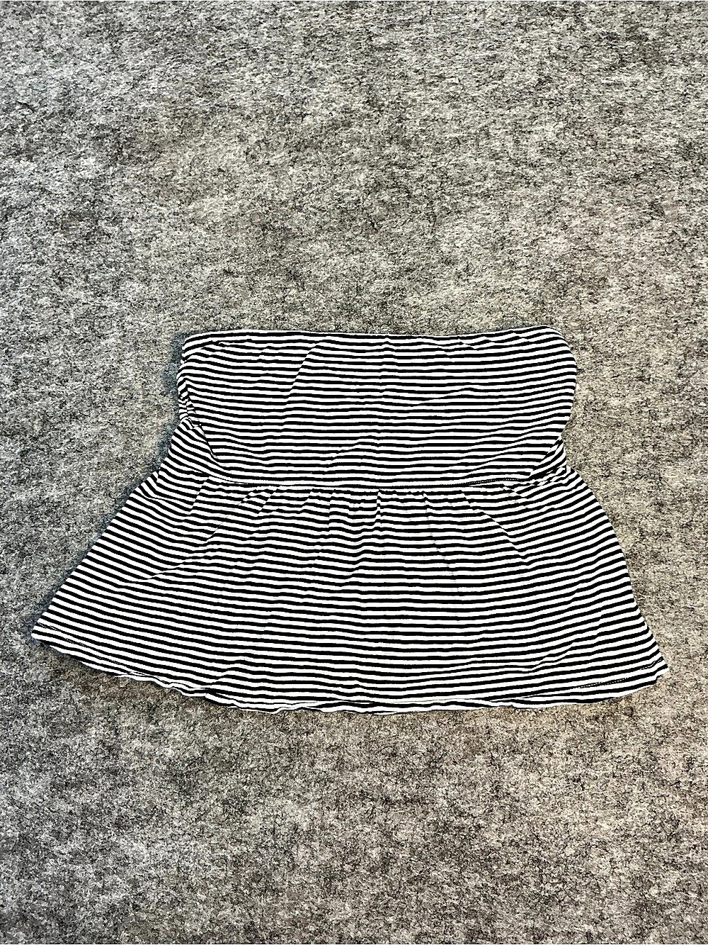 American Eagle Striped Mini Tube Top in Black & White Size L